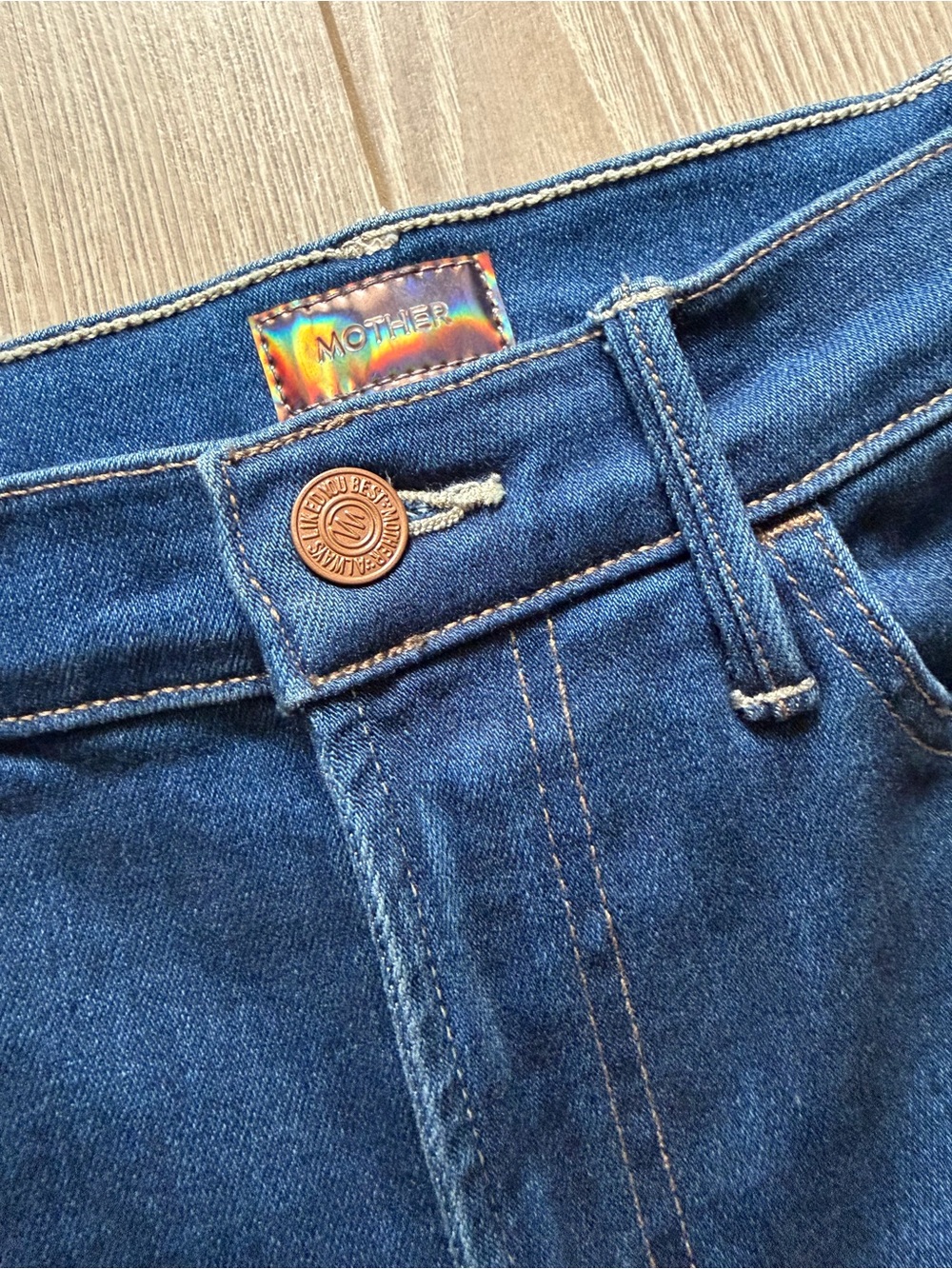 MOTHER The Hustler Ankle Jeans in Coloring Outside The Lines bright indigo flare - Picture 1 of 9